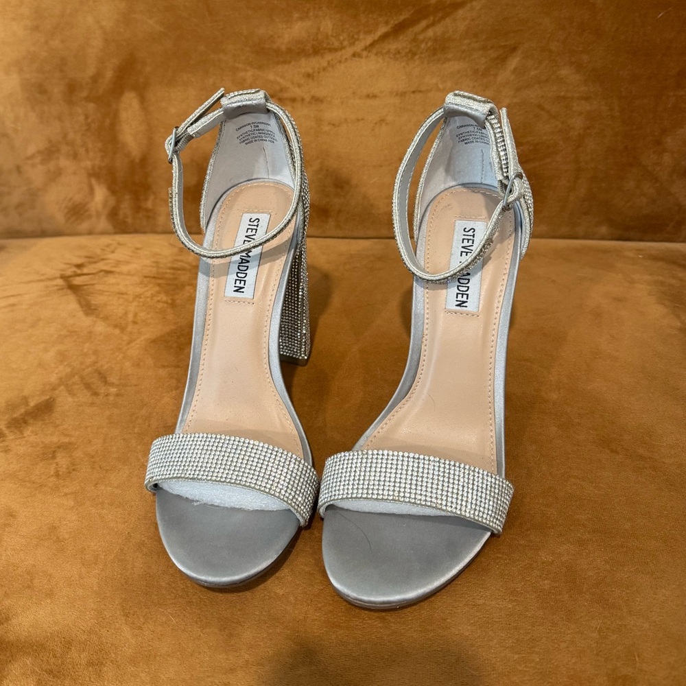 Steve Madden Carrson rhinestone heel